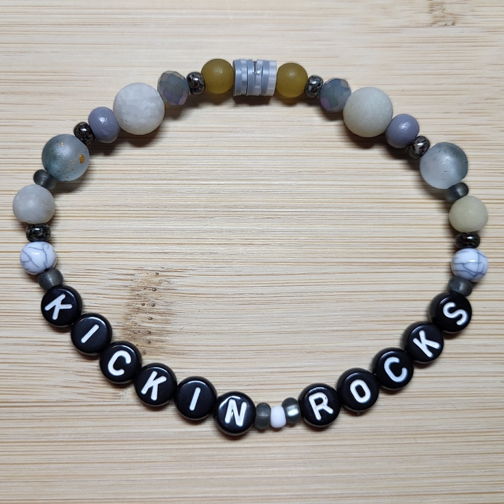 Northern Attitude- Noah Kahan Friendship Bracelet, Size 8"